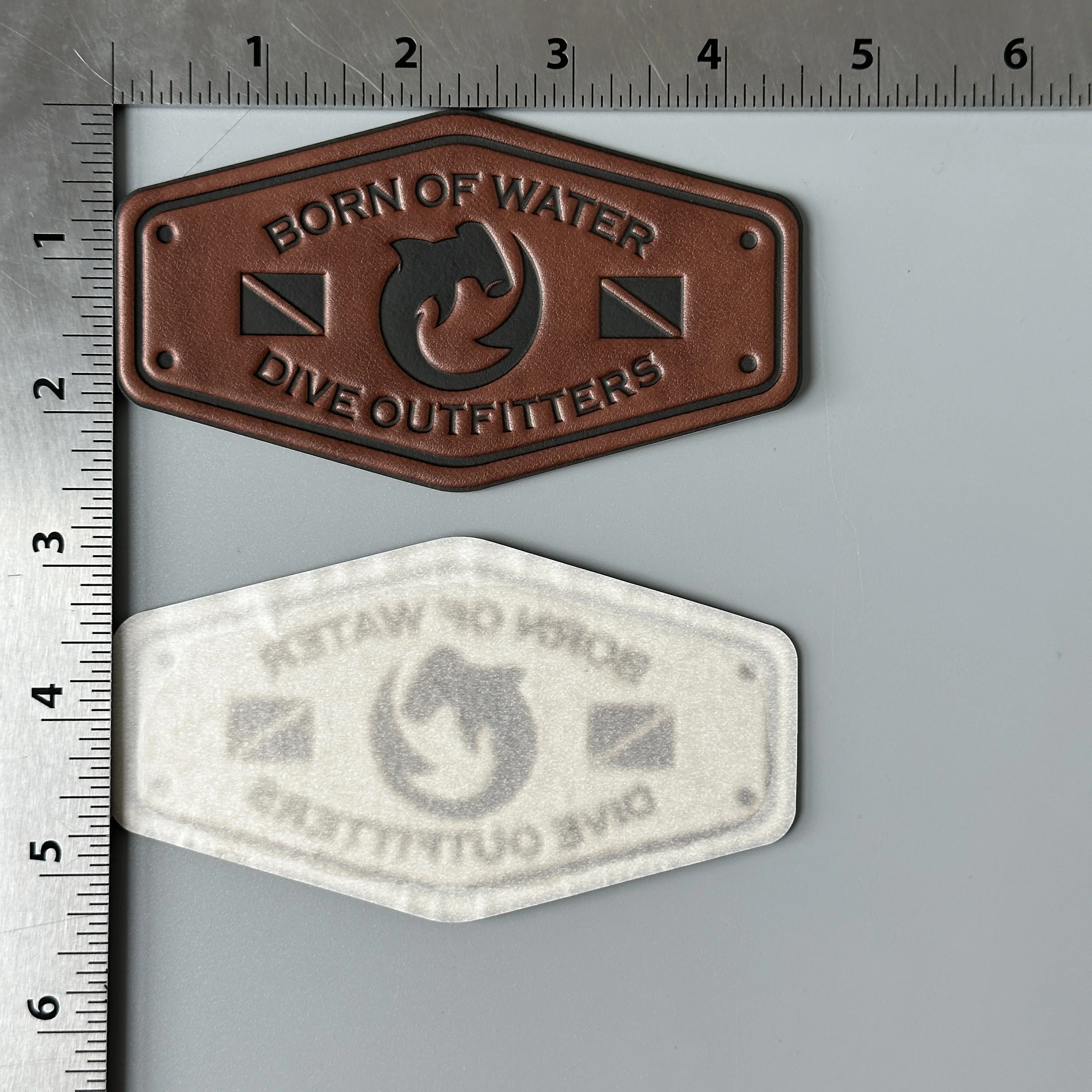 High Quality Laser Engraved Jeans Hats Pu Embossed Leather Patches blank Custom Logo for Bag