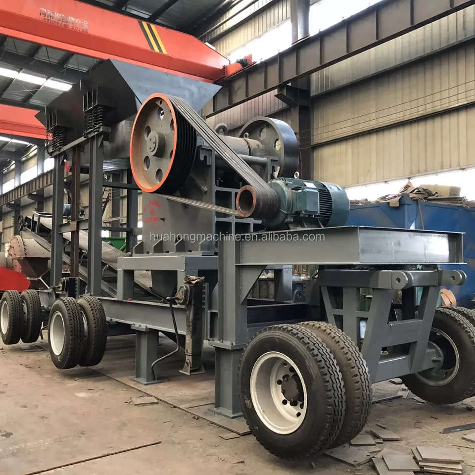 60-90t/h  stone crusher 500x750 tires jaw crusher station mobile strong abrasive rock crusher line