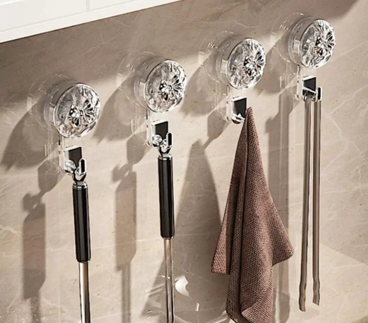 High Quality Plastic Vacuum Suction Cup Hooks Holder Living Room Multifunctional Self Adhesive Hooks for Bathroom