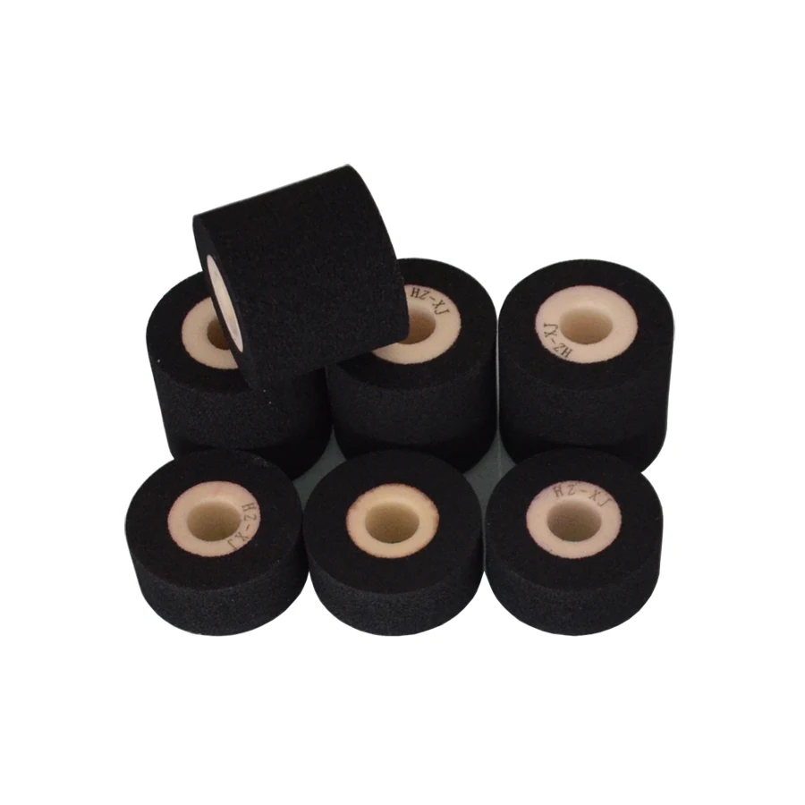 Рулон черных цветных чернил с датой истечения срока годности