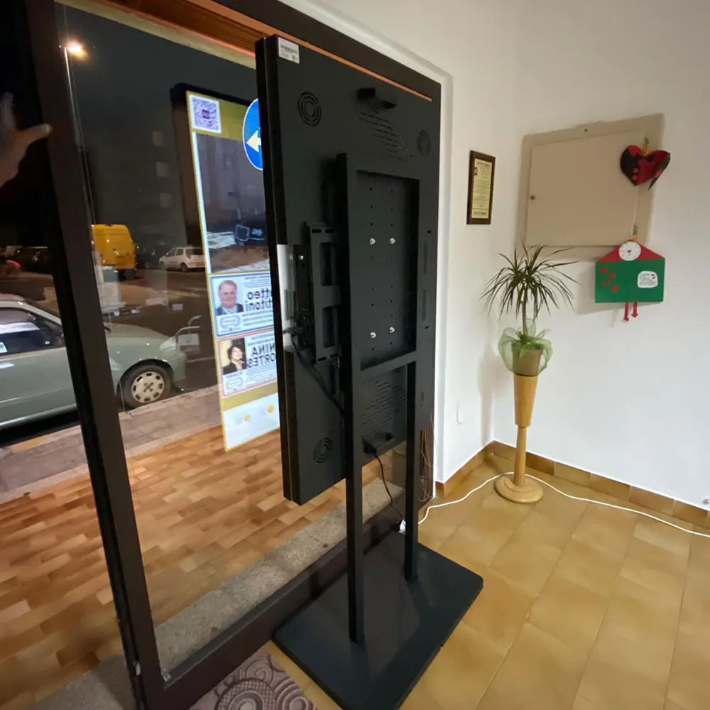 11 USA Warehouse Shipping from U.S. 49 Inch Floor standing Window Facing Hd Lcd Advertising Display Screen For Commercial