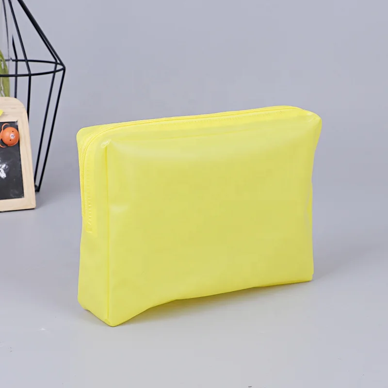 Биоразлагаемый матовый прозрачный дорожный косметический пакет из ПВХ на молнии с логотипом заказчика