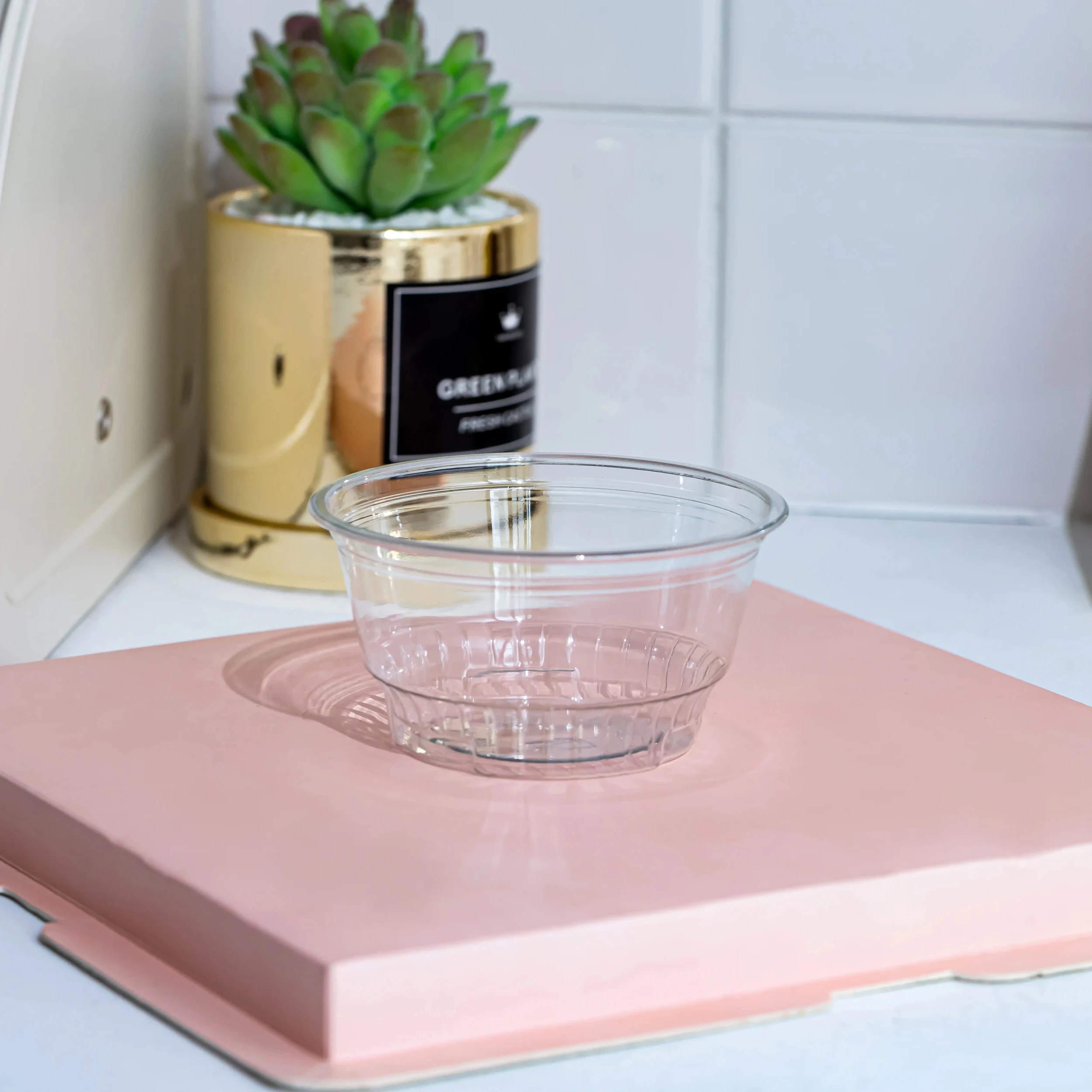 PET fruit salad cups Clear Disposable Plastic Togo Cups with lid for Parfait/Salad/Fruit/Snack/Dessert