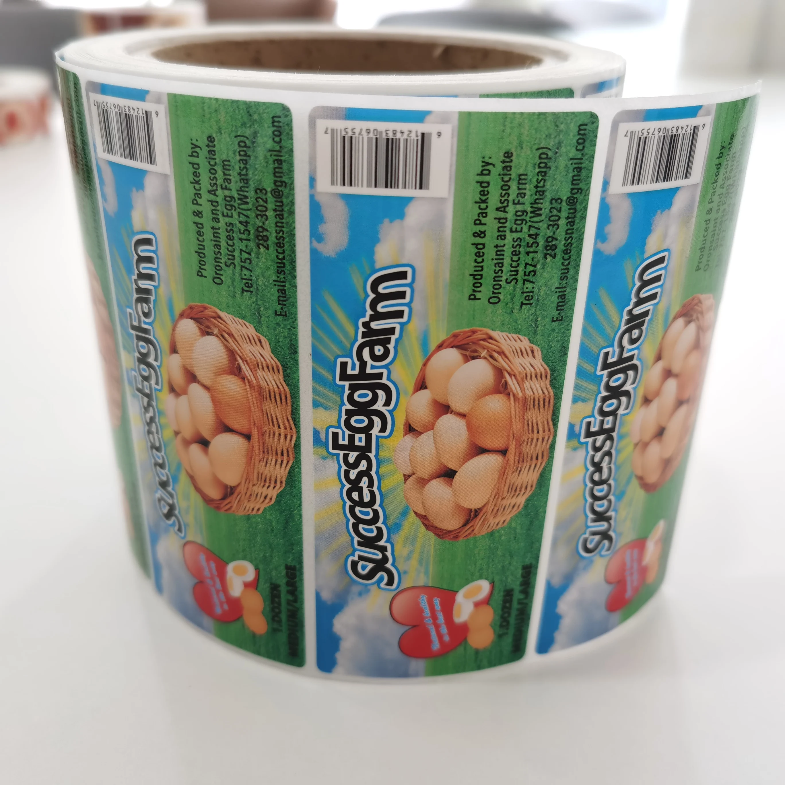 Low price custom adhesive glossy water proof paper egg packaging box label and sticker printing