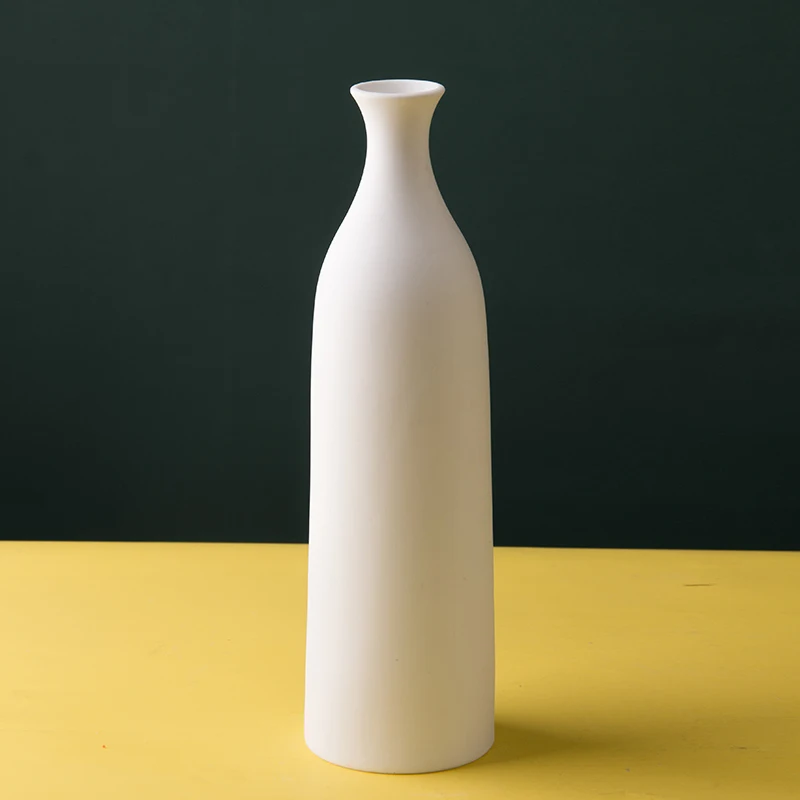 Modern Style Indoor Handmade Creative Vases Porcelain Simple Ceramic Matte White Flower Vase For Wedding