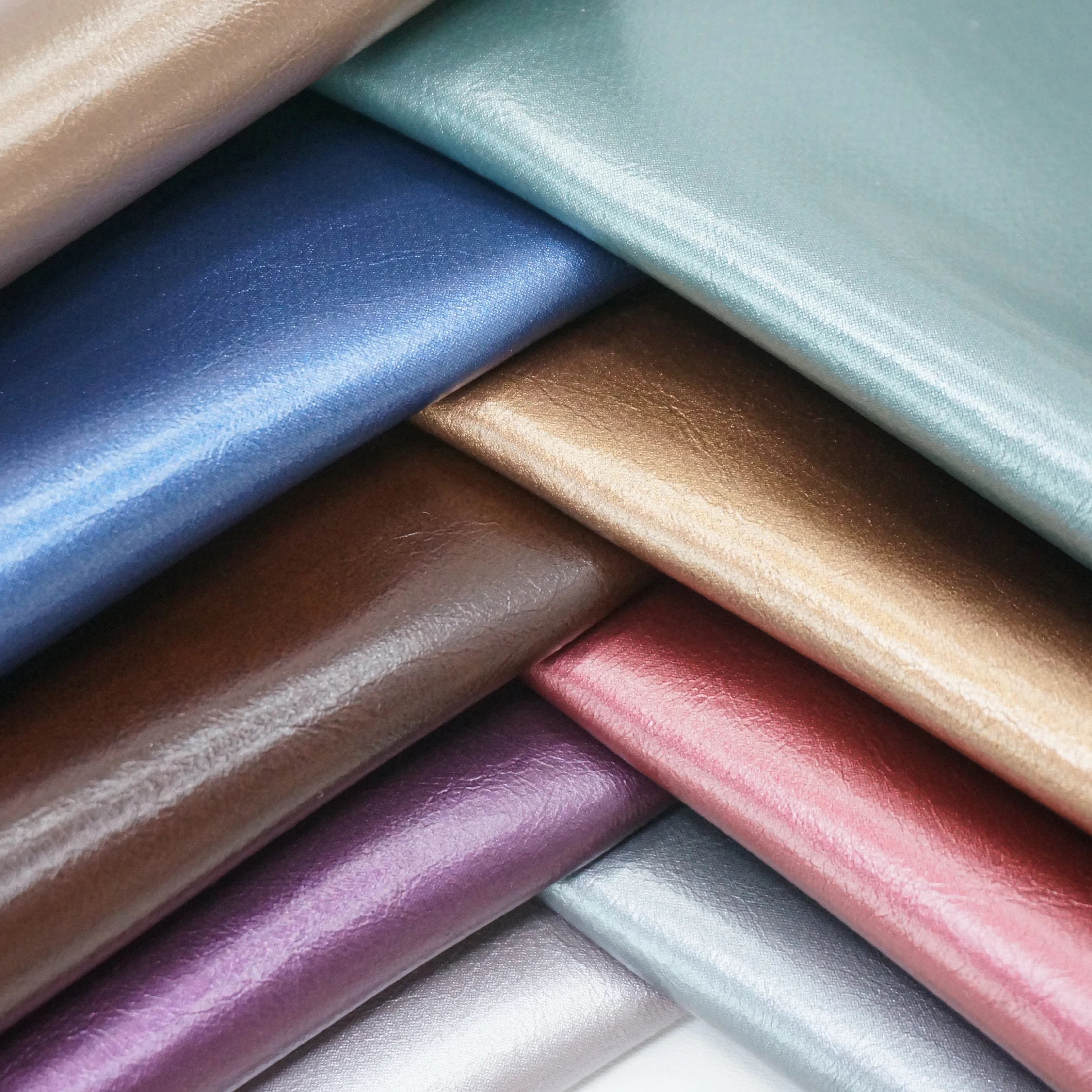 Wholesale GRS Certified Oil Wax Thick PU Synthetic Leather Waterproof Phone Cases Bags Sofas Other Packaged Recycled Leather