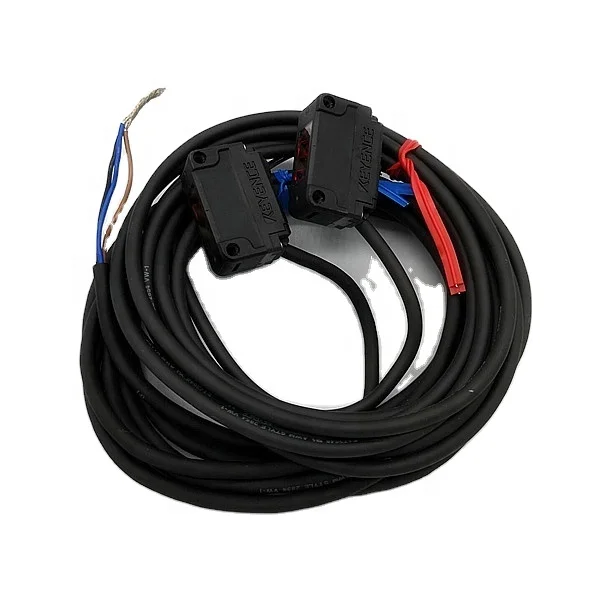 KEYENCE  PZ-G51N   Built-in amplifier photoelectric sensors  NPN    New original