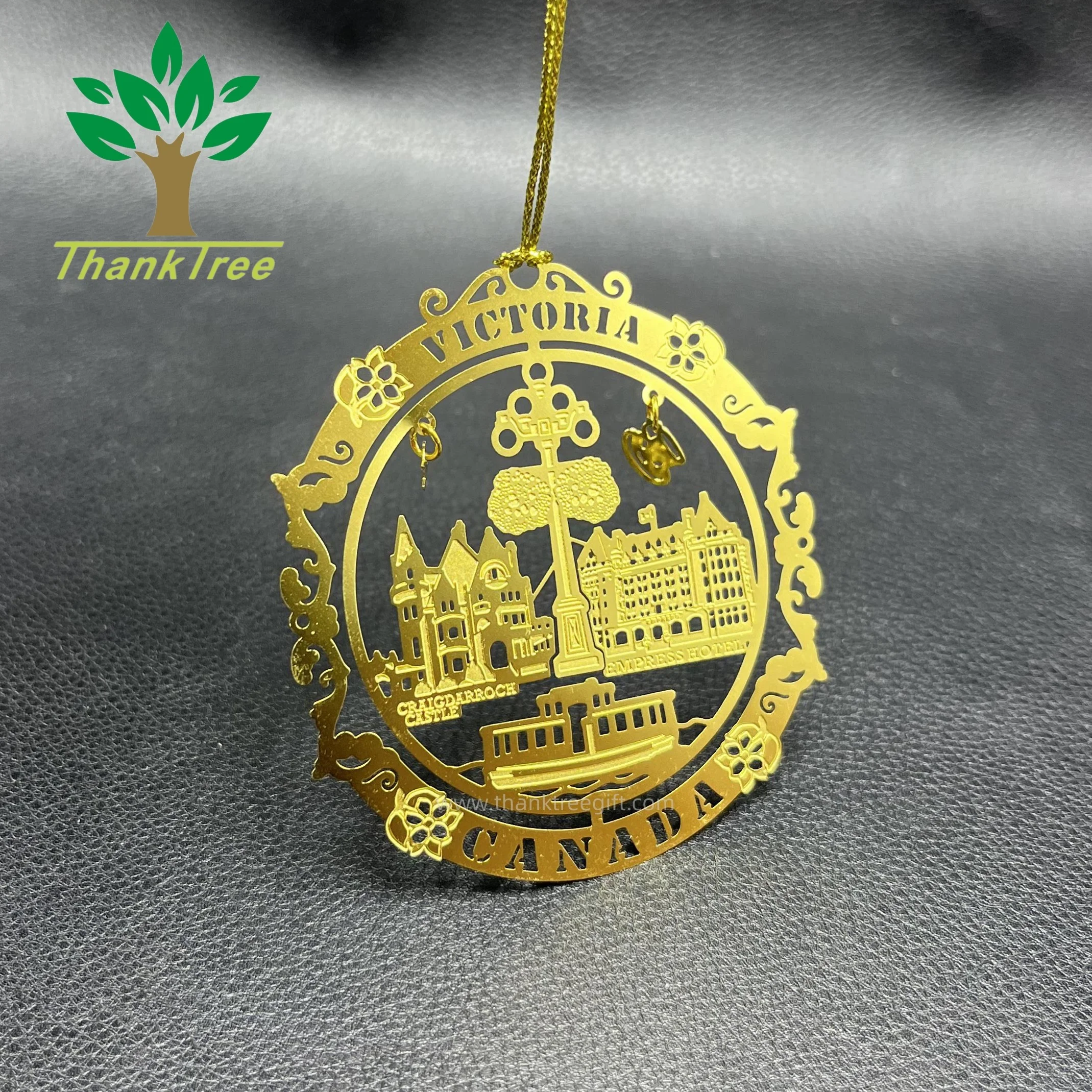Canada souvenir gift new hot custom brass Christmas ornament
