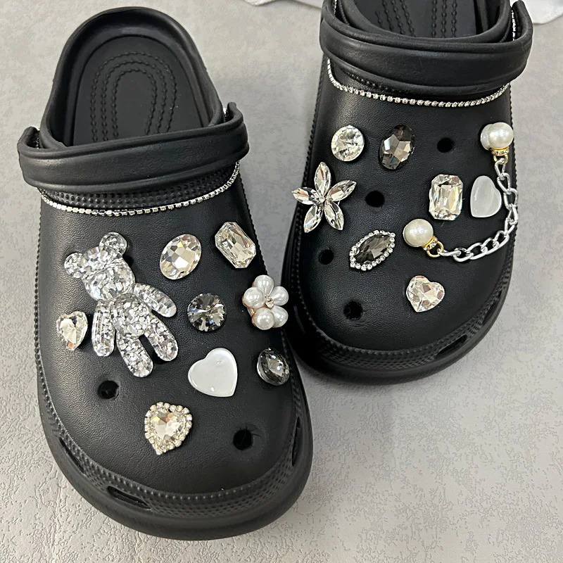 Wholesale Stock Fashion Designers Metal Bear Luxury Bling Custom Rhinestone Metal Shoe Buckle Shoe Decorations Shoe Charms