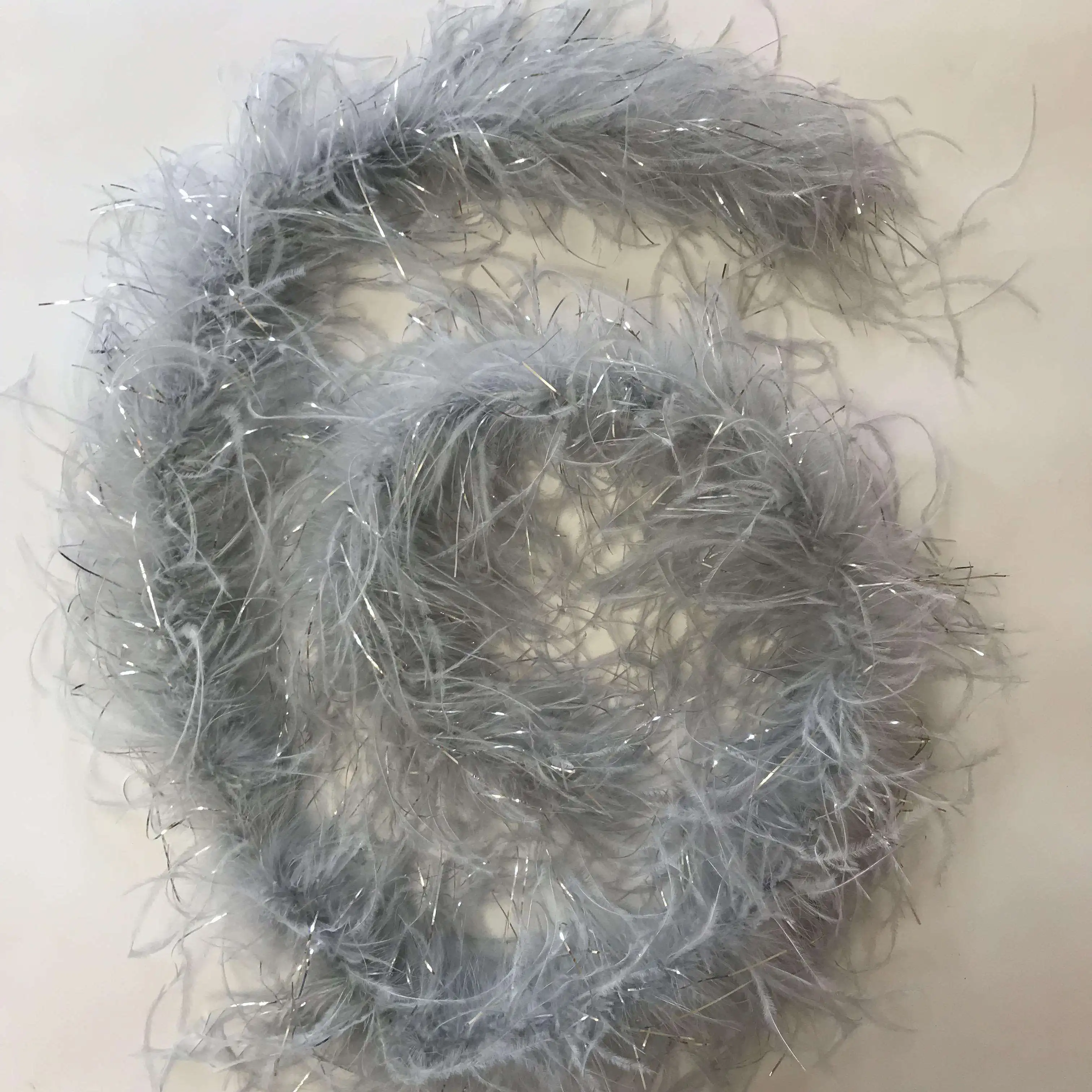 Wholesale Fluffy 35-40 Cm Ostrich Feathers Silver Needle Ostrich Feathers Decorate Festive Parties Carnival