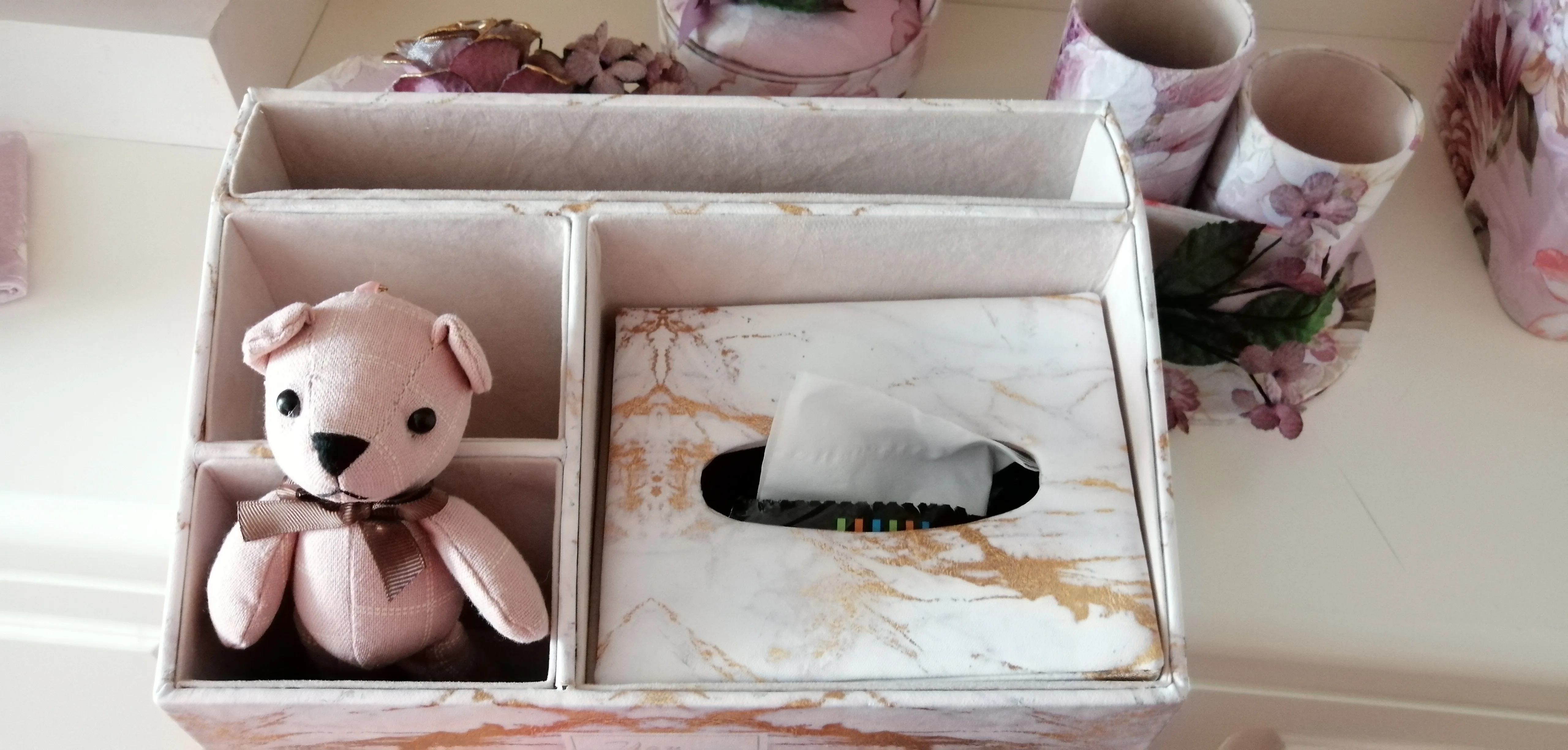 
China landscape style remote control tissue storage rack holder, tissue box 