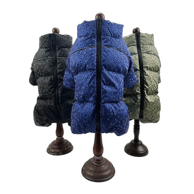 2024 Hot sale winter custom dog coats pet clothes winter wholesale dog clothes