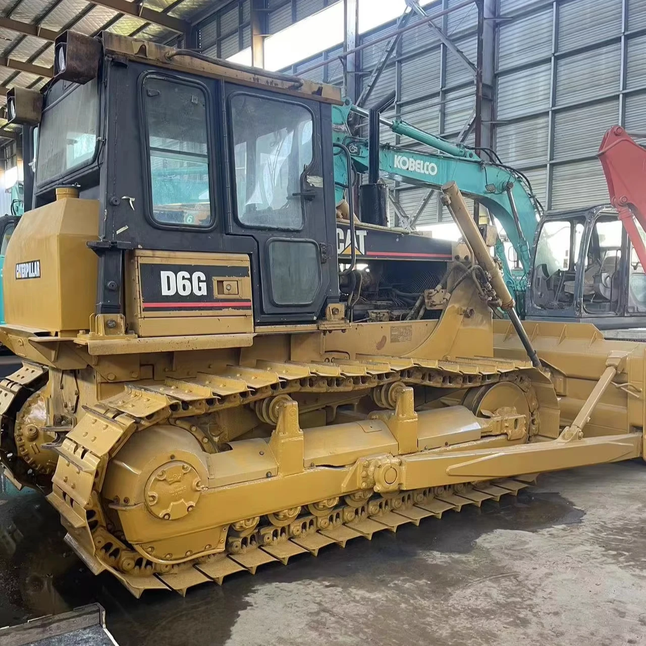 On stock used Caterpillar d6g bulldozer 100% American brand CAT  D6G used bulldozer second hand crawler bulldozer for sale