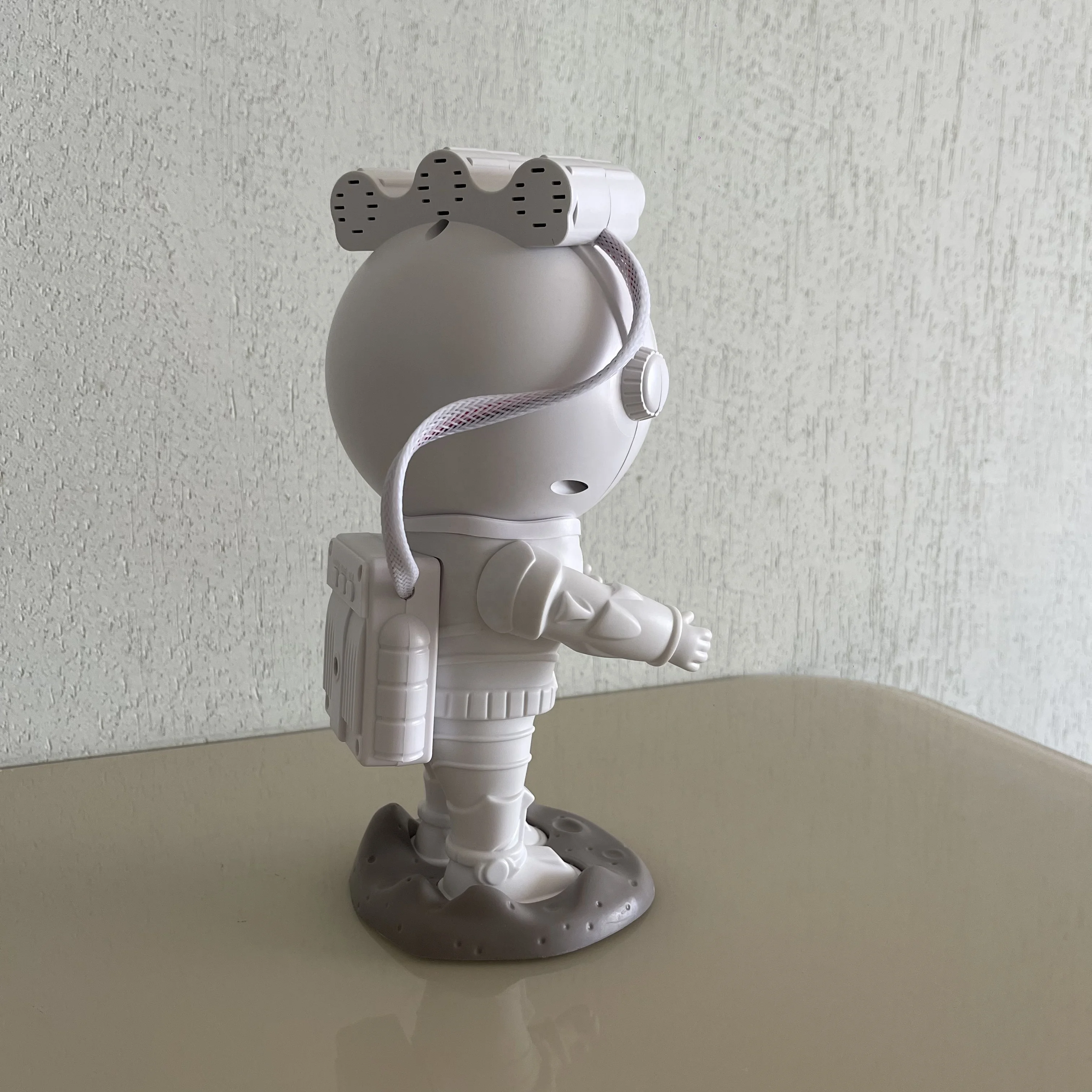 Star Projector Night Light with Remote 360 Adjustable Design Astronaut Nebula Gal axy  for Children Adults party laser light