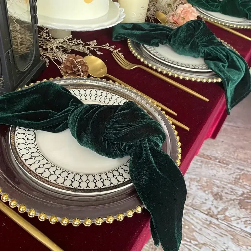 Customized color High Quality Washable Velvet napkins for wedding 40*40cm Embroidered edge flannel placemat table runner