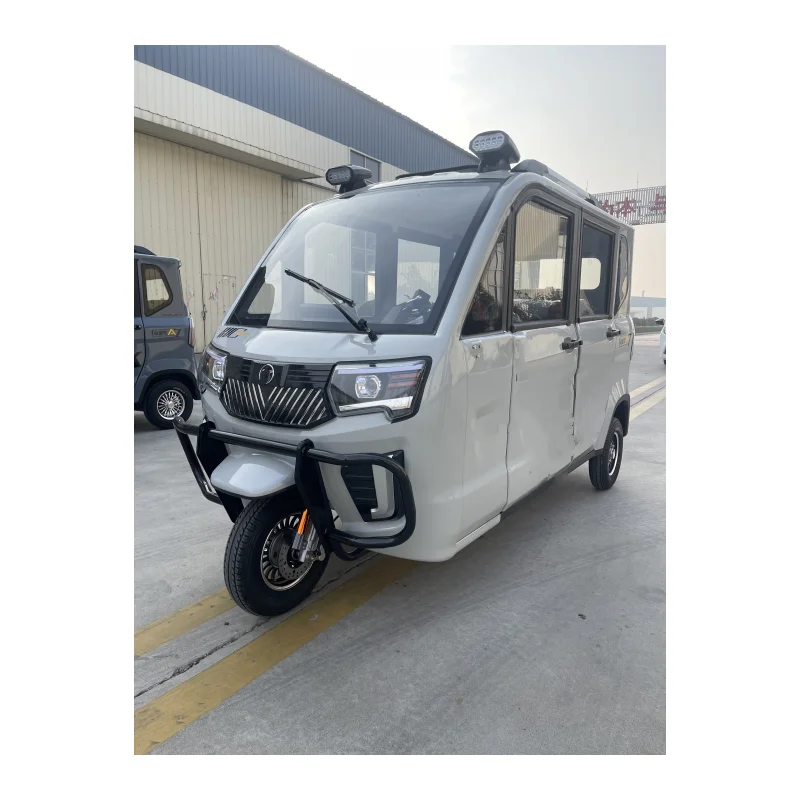 Jiulong Factory Direct Export Fully Enclosed Electric Three-wheeled Passenger-carrying Tricycle 1200W Mobility Tricycle