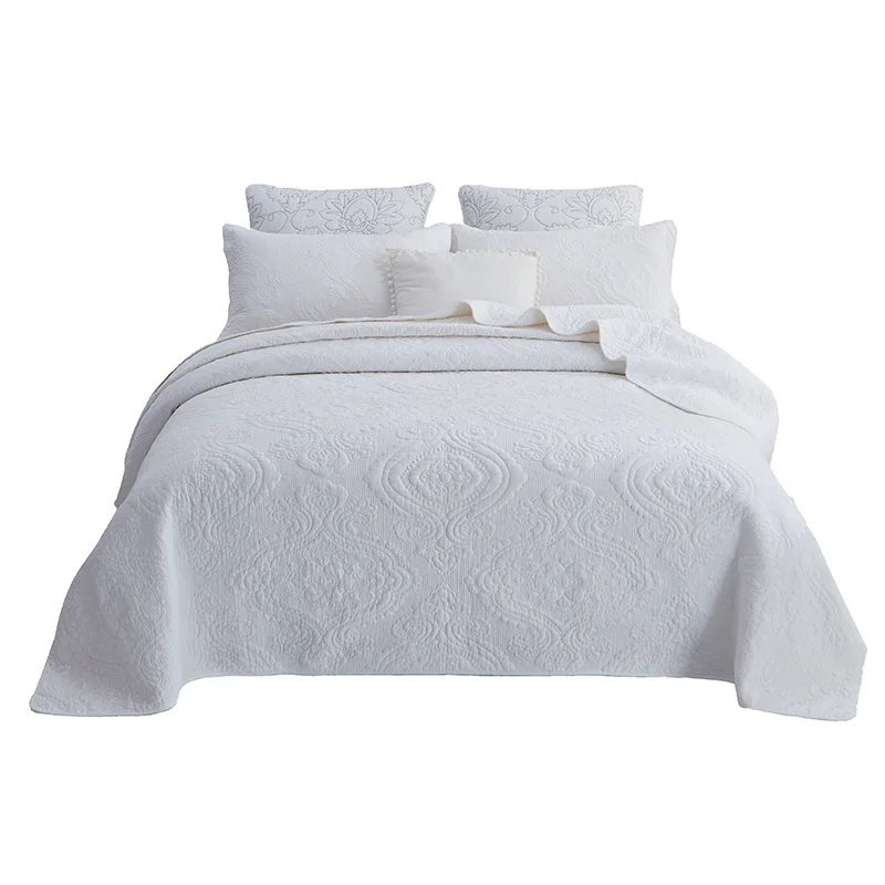 Wholesale quilted thin bedspread in microfiber polyester fabric