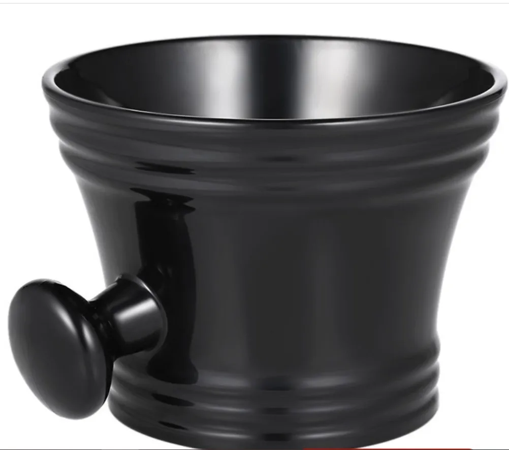 Джентльменская керамическая чаша для бритья с ручкой. Усовершенствуйте бритье с помощью лучшей чашки и хорошей кисти для бритья.