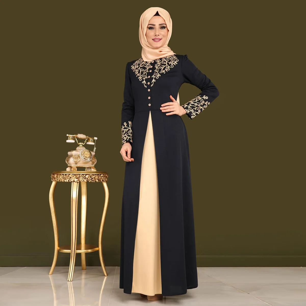 
fashion bronzing slim high Muslim dresses 2021 women clothing Middle East Southeast Asia layered married dress 