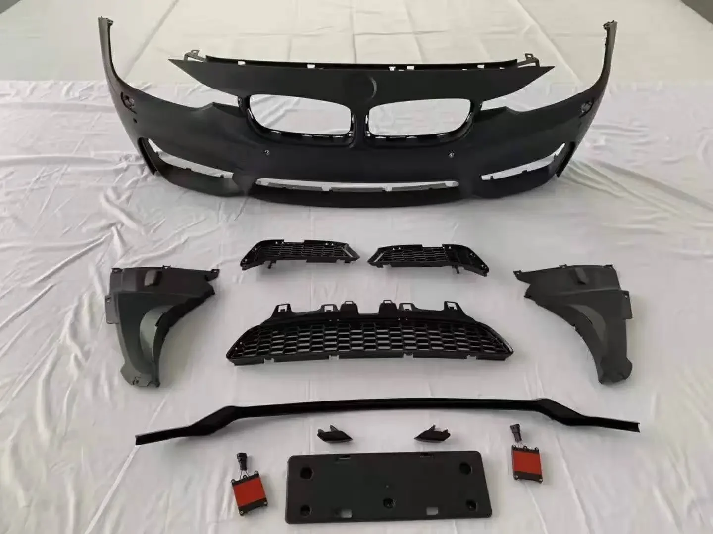 Автомобильные бамперы из полипропилена для BMW 3 серии F30 F35 2012-2018 года обновляемая модель M3 с решетками