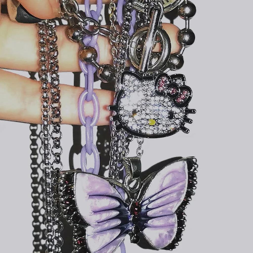 New Shiny Sanrio Hello Kitty Pendant Necklace for Women Exquisite Clavicle Chain Full of Diamonds Necklaces Jewelry Gift