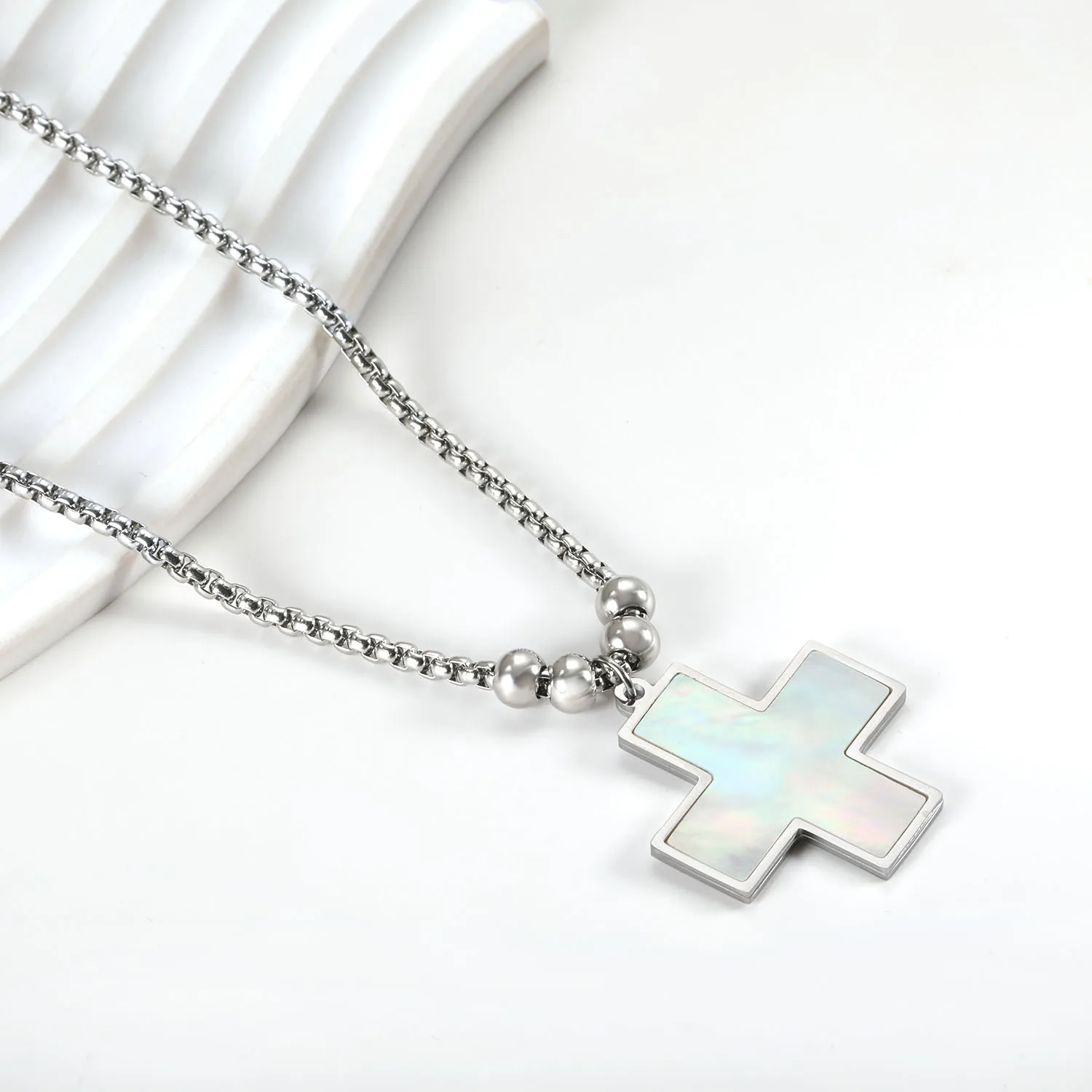 Fashion Jewelry Silver Plated White Shell Crucifix Necklace Titanium Stainless Steel Wide Cross Pendant Necklace