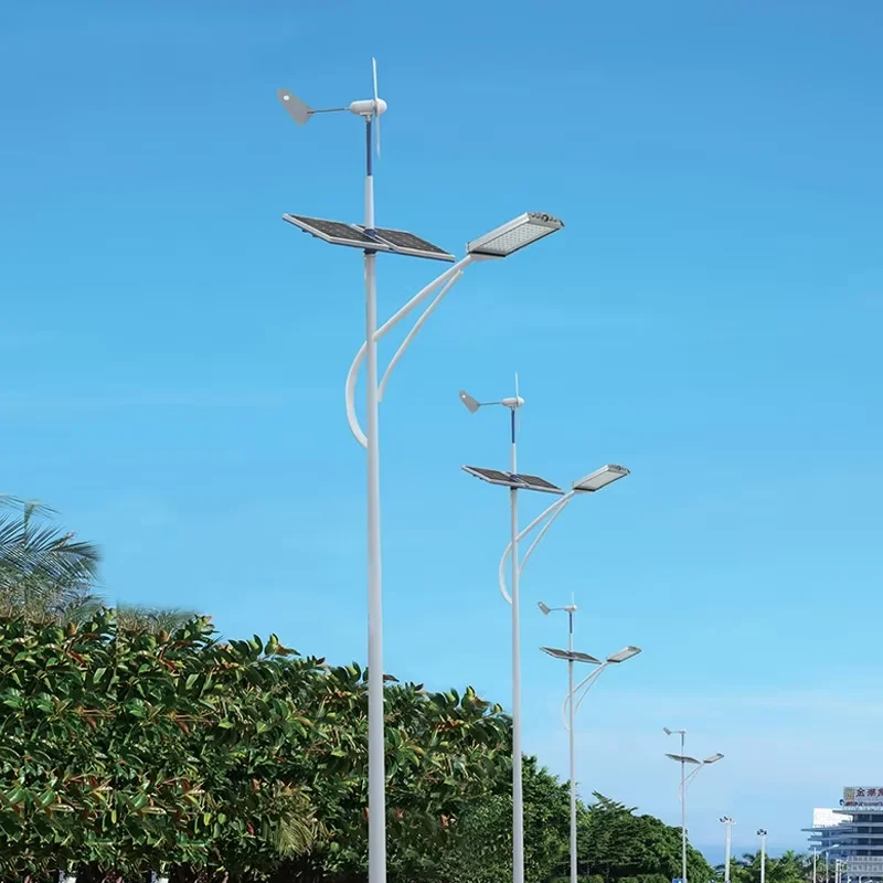 Outdoor Energy Saving Charge Ip65 Hybrid Wind Turbine With Solar Street Light