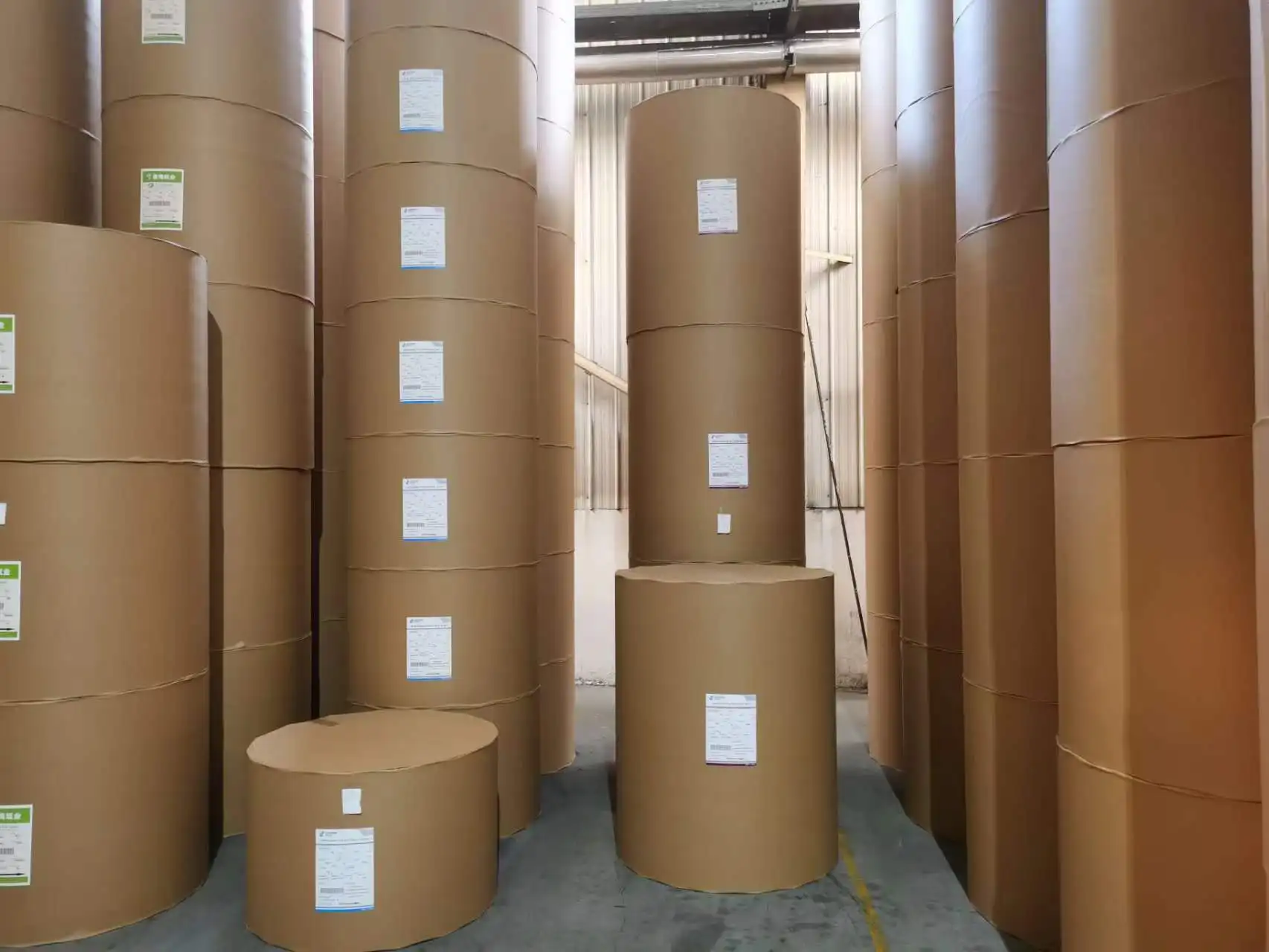 Top Selling Hot Product High Quality Cheap 80 gsm A4 Copy Paper Jumbo Rolls