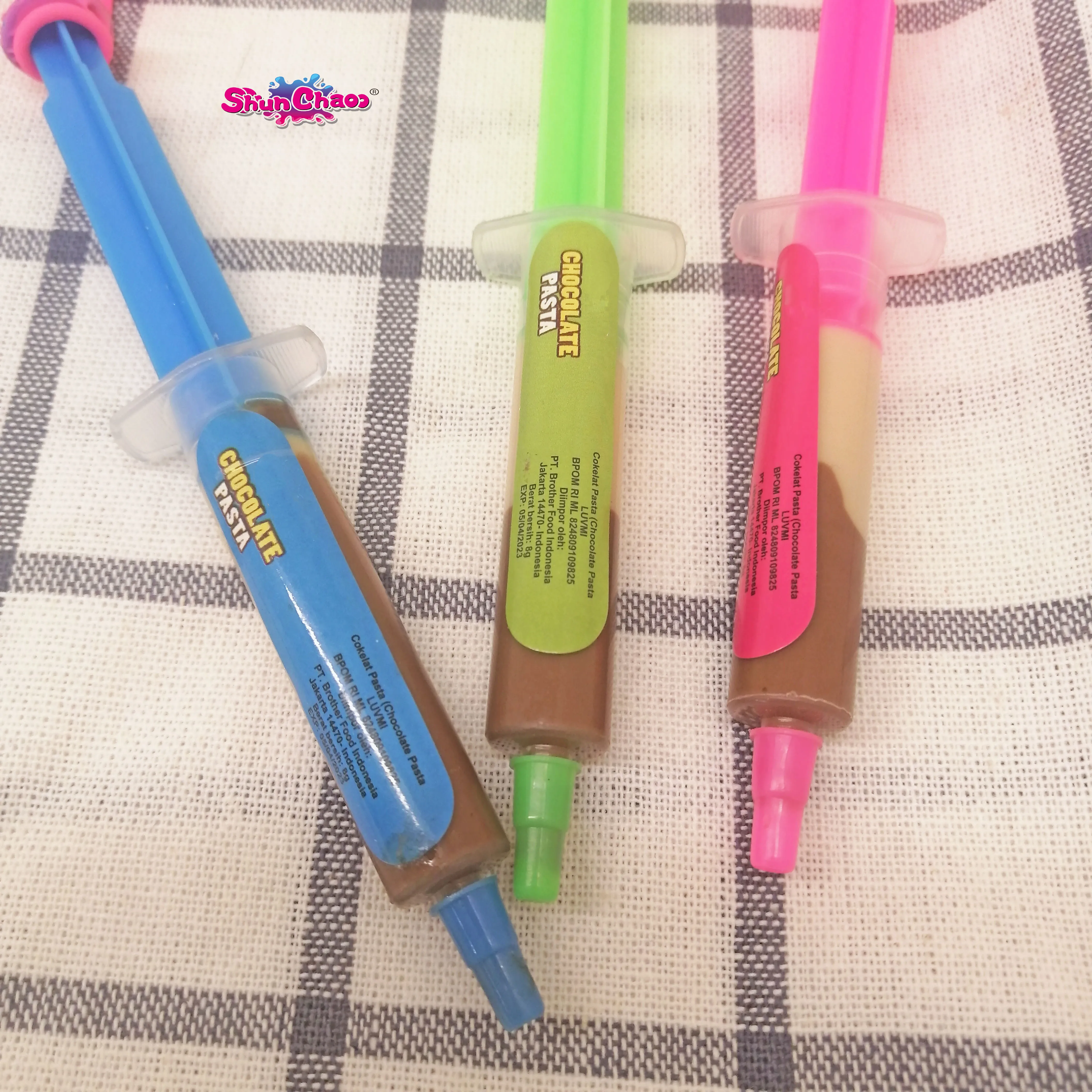 Novelty Creative Sweets And Chocolates Candy Injection Needle Shaped  With Balloon Toy