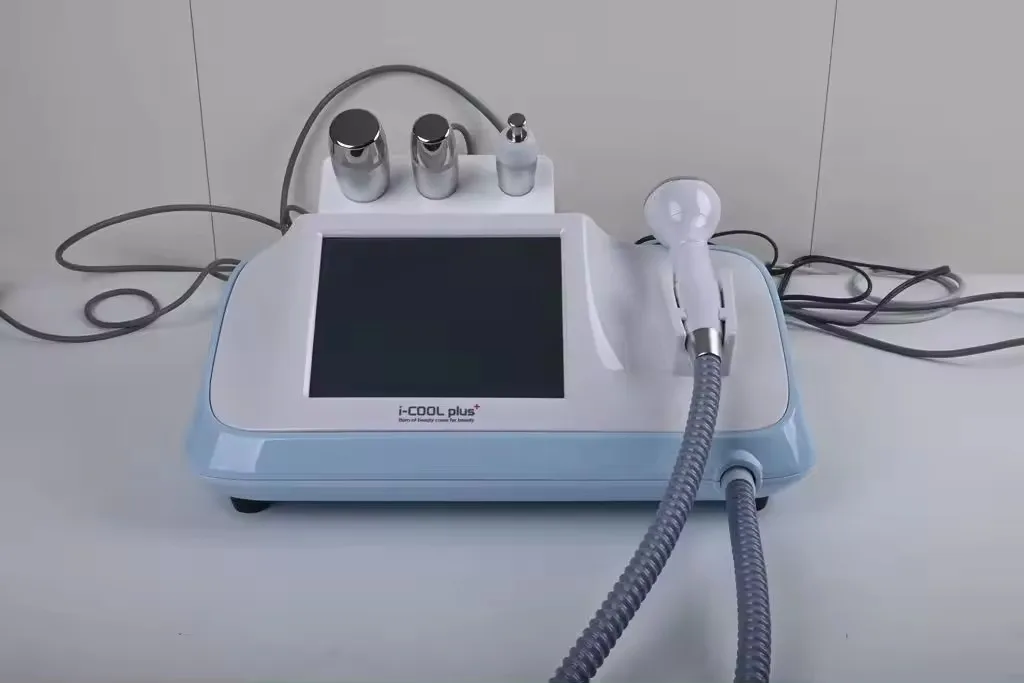 2024 OEM hot selling products ice cooling roller for facial and body careface & neck lifting massager