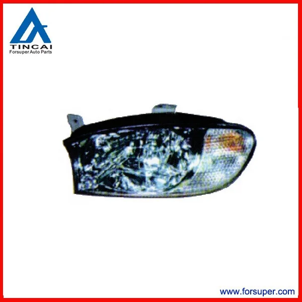 Head lamp for SPECTRA 2001