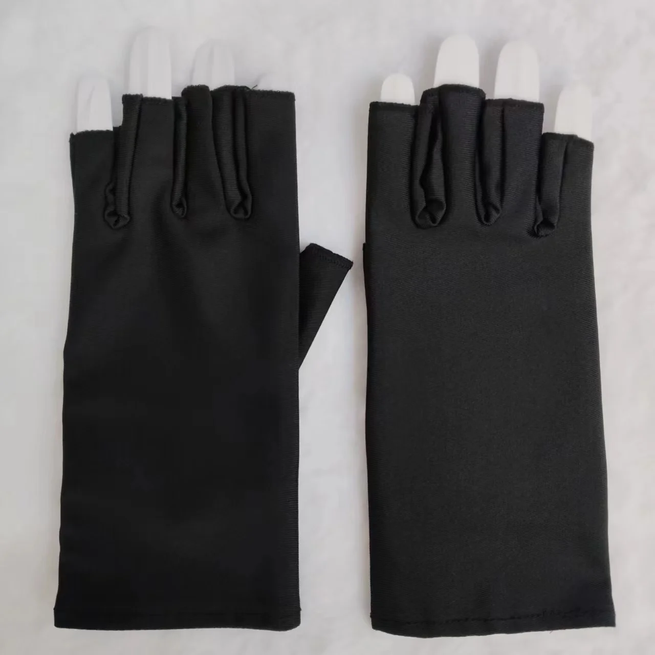 Half Finger Gloves For Manicure Supplies Anti UV Radiation Protection Gloves Protector For Nail Gel UV LED Lamp Tool