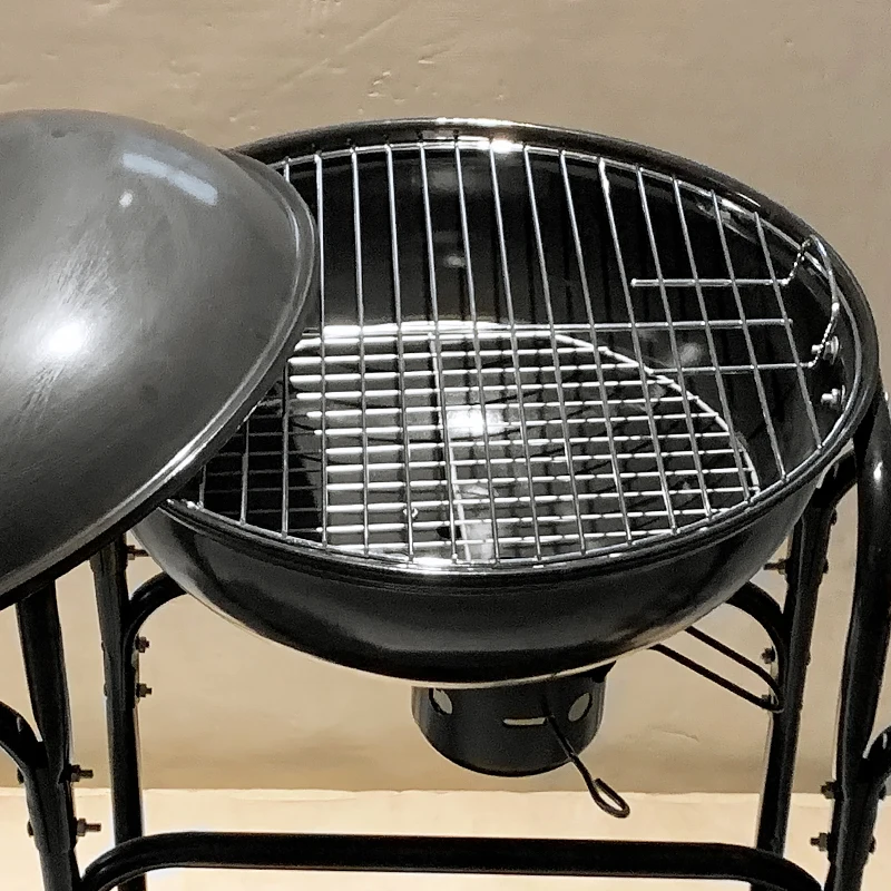 Manufacturer 6-10 People European Big Barbecue Black Outdoor Meat Charcoal BBQ Grill And Smoker Trolley With Side Table
