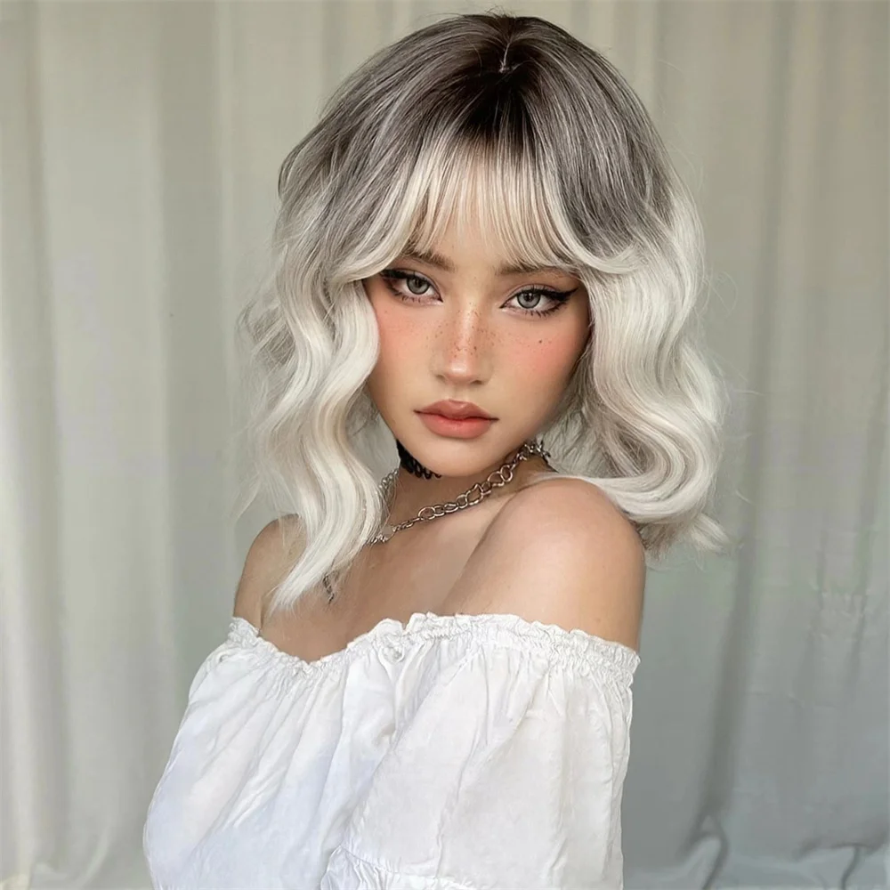 Ombre Blonde Short Wavy Cosplay Lolita Wigs with Bangs Light Platinum Bob Synthetic Hair Wigs for Women Heat Resistant