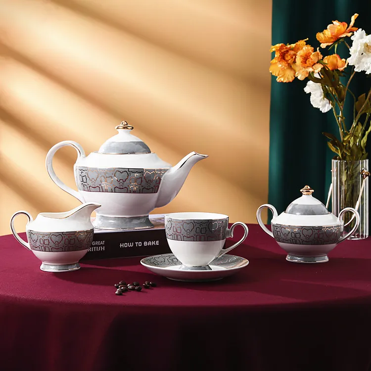 Elegant royal two handle design sugar bowl classic ceramic sugar pot with lid