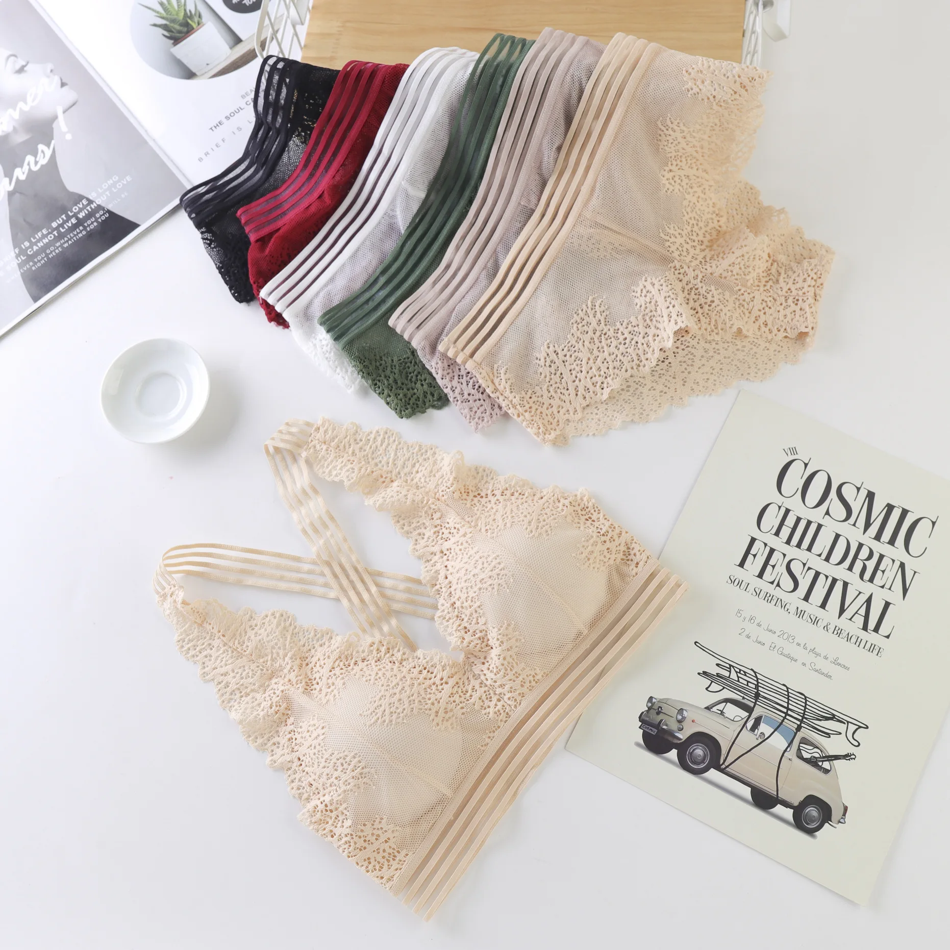 Deep V neck lace brallet bra panty set fashion embroidery lace triangle halter bra brief set wireless bra with removable pads