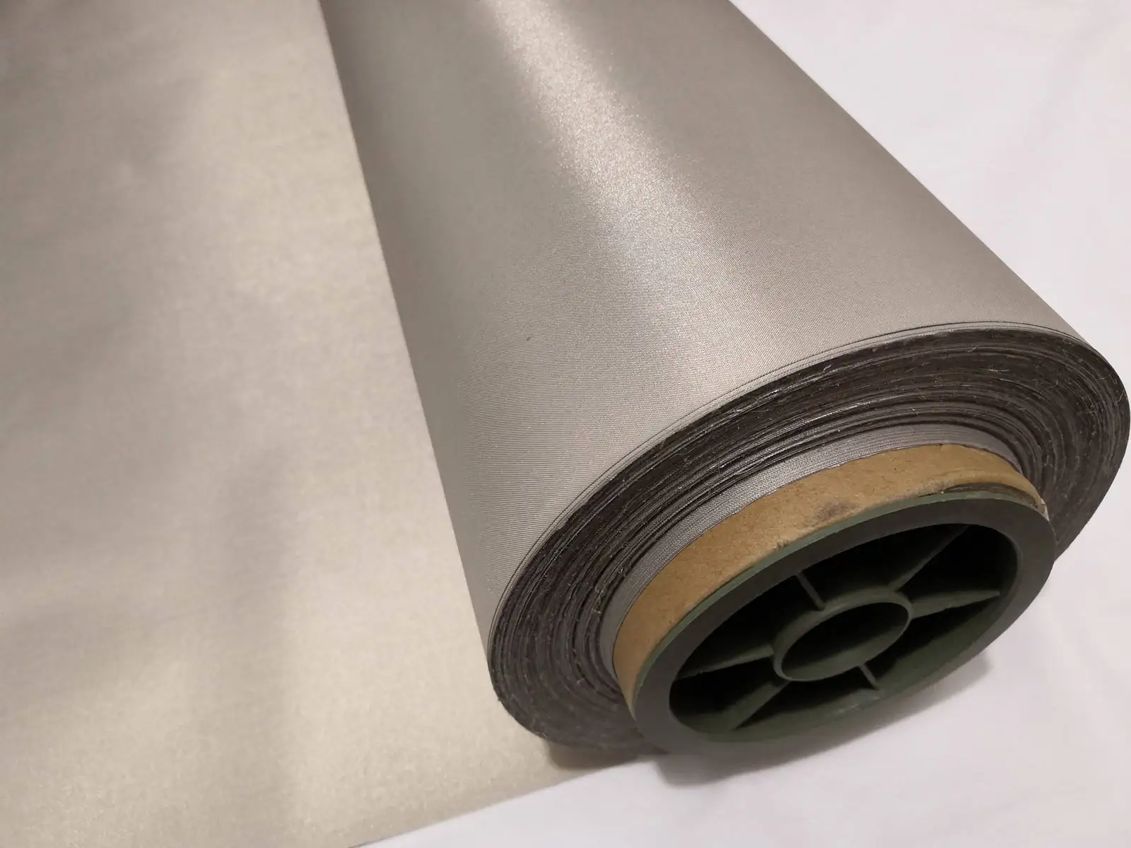Hot Selling Stain Resistant High Shielding Effectiveness Reducing Emf Emi Rfid Copper Fabric