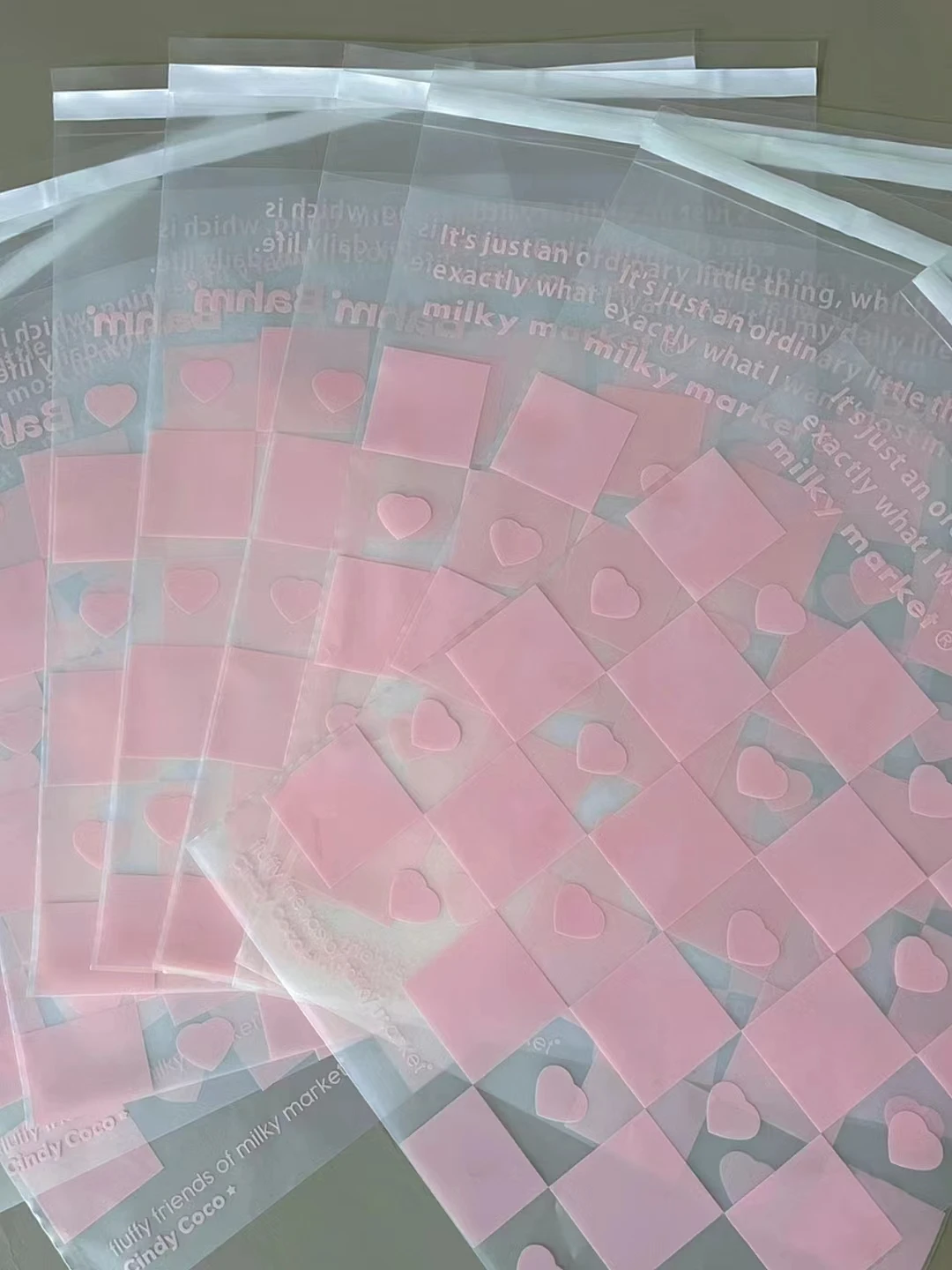 Custom Clear Poly Mailer Shipping Packaging Clothes Transparent Mailing Bag with Pink Heart Printed