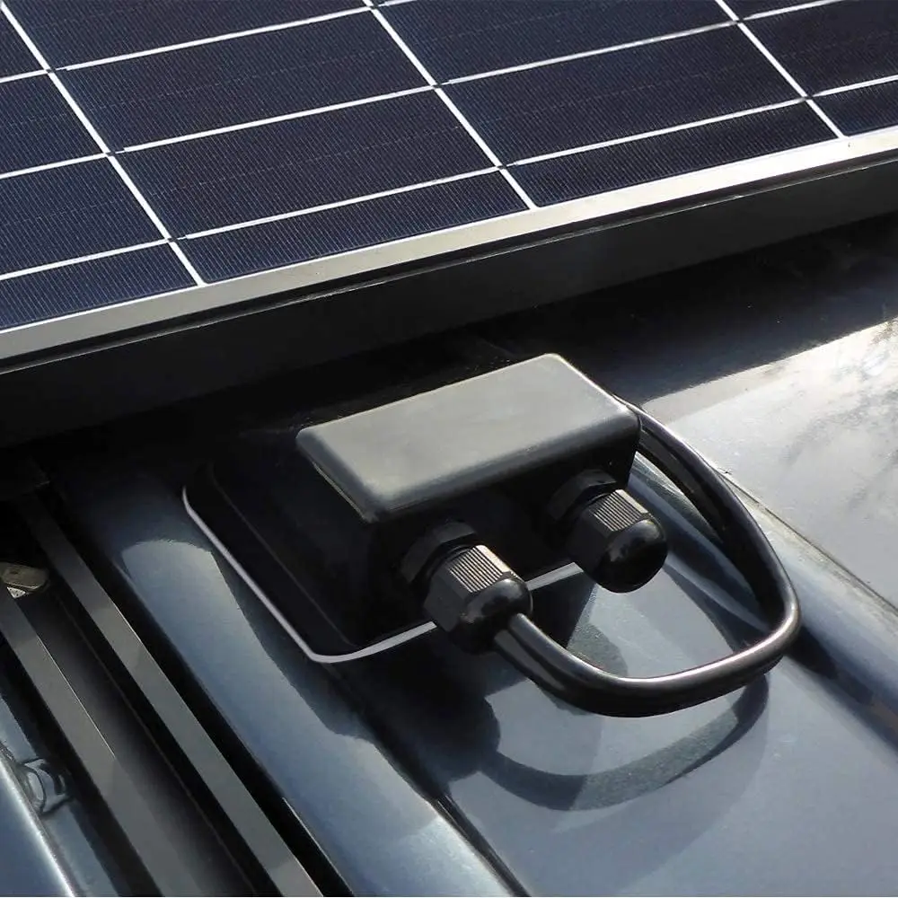 Solar Double Cable Double Hole Connection Cable Interface IP68 Waterproof RV Solar Panel Junction Box