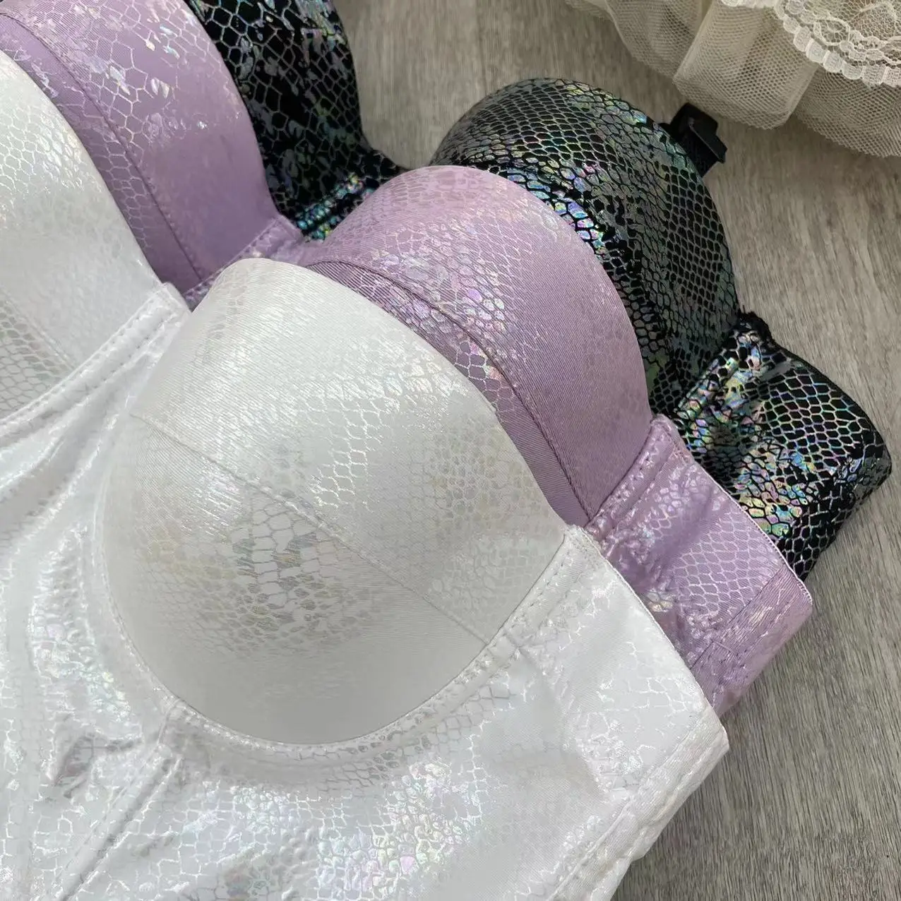 High Quality PU Leather Breastwear Halter Vest Bralette Corset Bra Top Beauty Gather Fishbone Corsets Femme Korset Per Femra