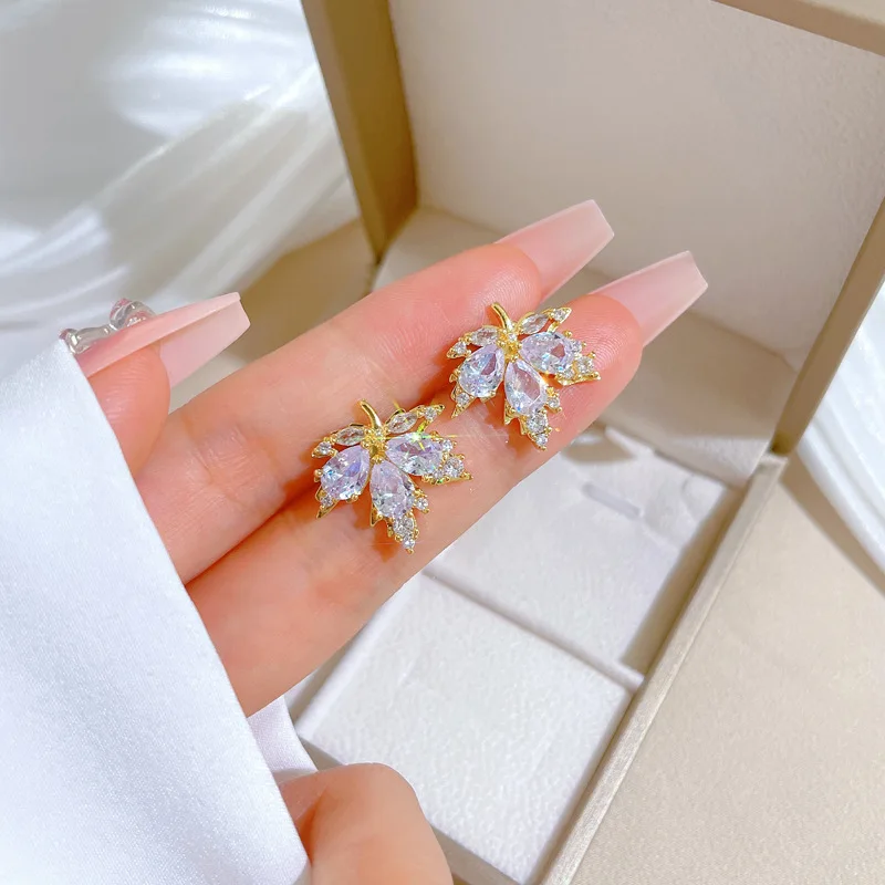 Titanium steel micro-inset necklace earrings set Maple leaf full diamond personality temperament earrings collar combination