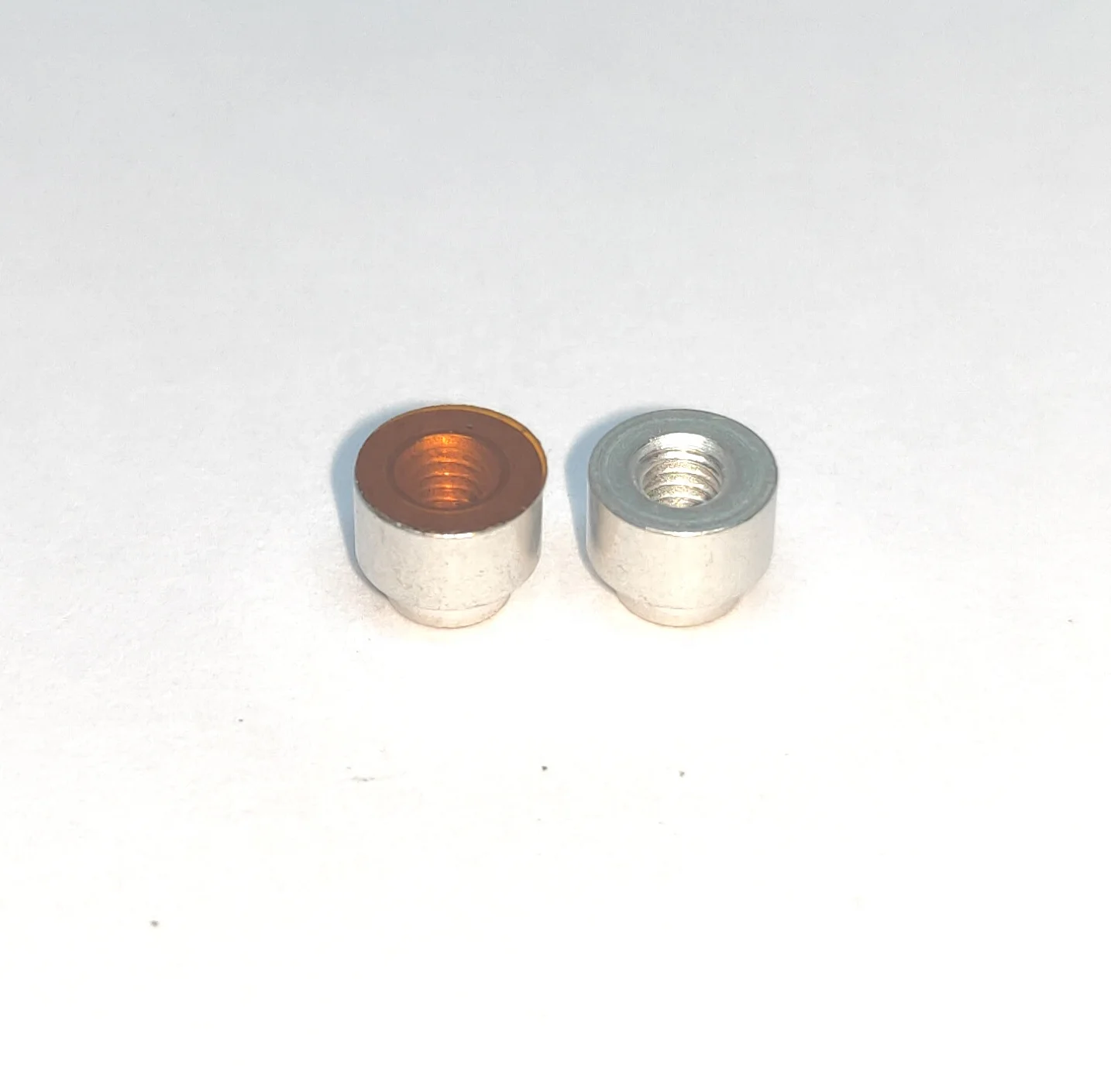 SMTSO-M3-1ET латуни покрытием smtso противостояние SMD гайка пайки распорка для печатных плат с катушка и лента