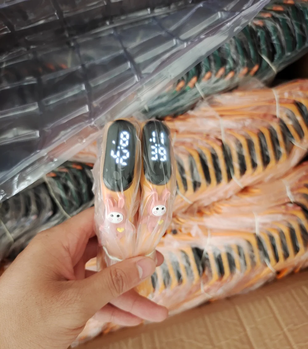 Child Watch 2021 One Dollar Animals Led Watch Spiderman Stitch Bracelet Kidz Children Mi Touchscreen New Cartoon Doll Kids Watch