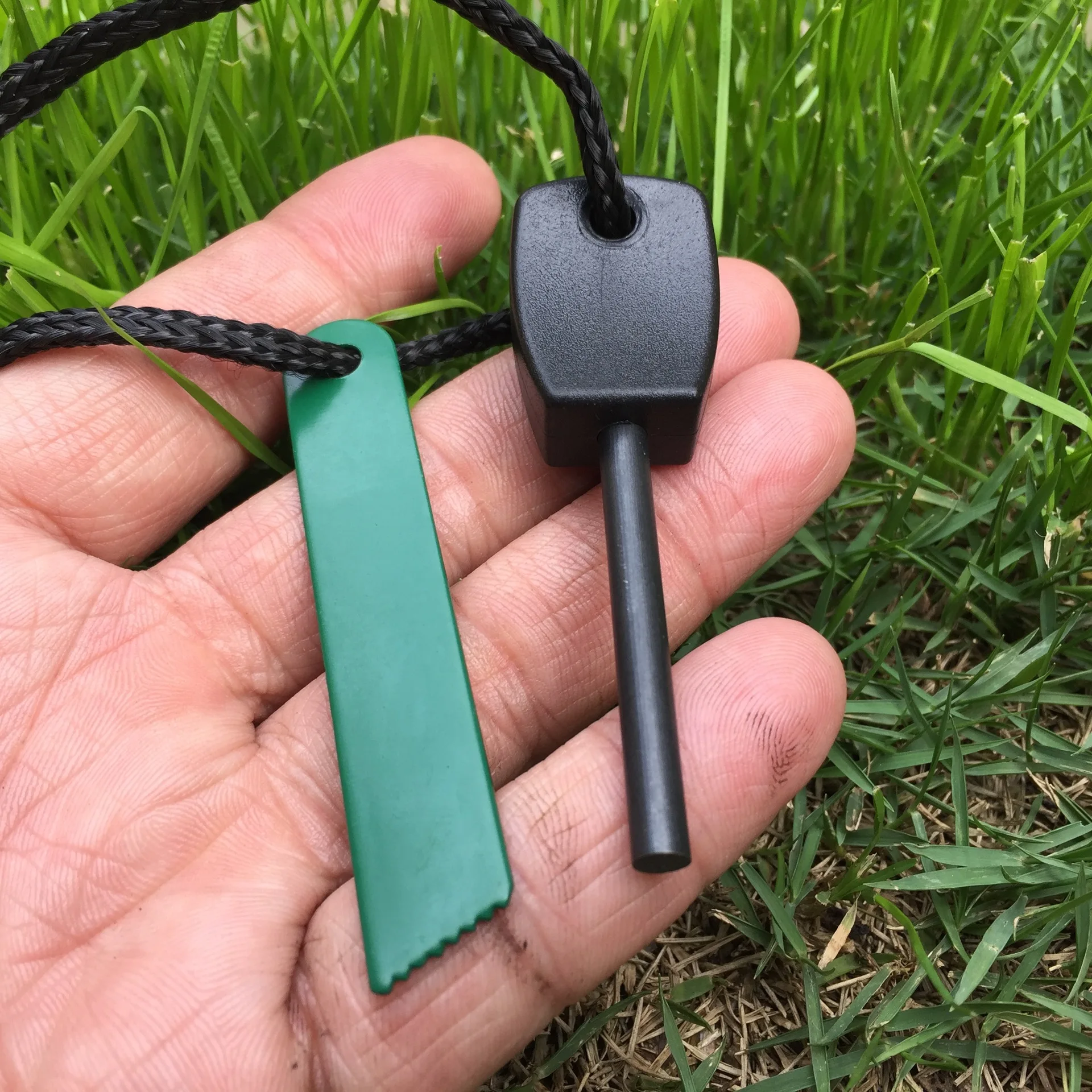 SP23-3926 Carbonate Block Flint Stone Camping Steel Metal Outdoor Survival Effective Fire Starter Starting Tool Magnesium