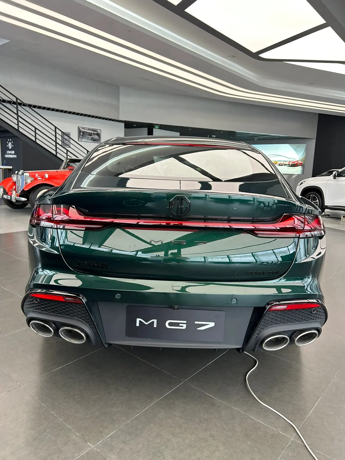 B2B 2024 в наличии SAIC MG7 2 0 t идеальный дизайн газовый автомобиль экспорт киберстер mg автомобильный бензин 7 бензиновый