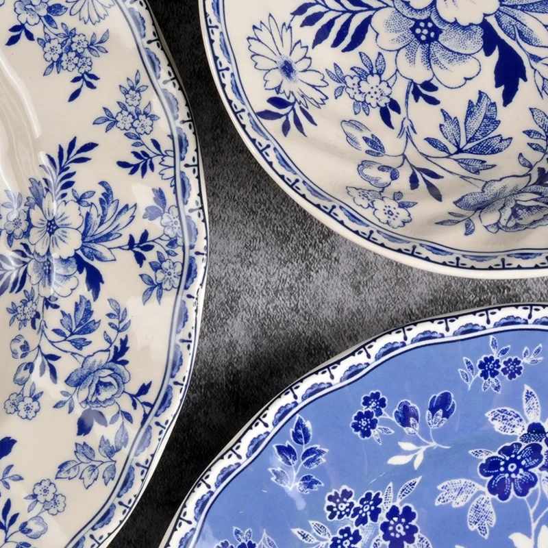 Wholesale Nordic Blue and White Underglaze Ceramic Dinner Plate and Cooffe set