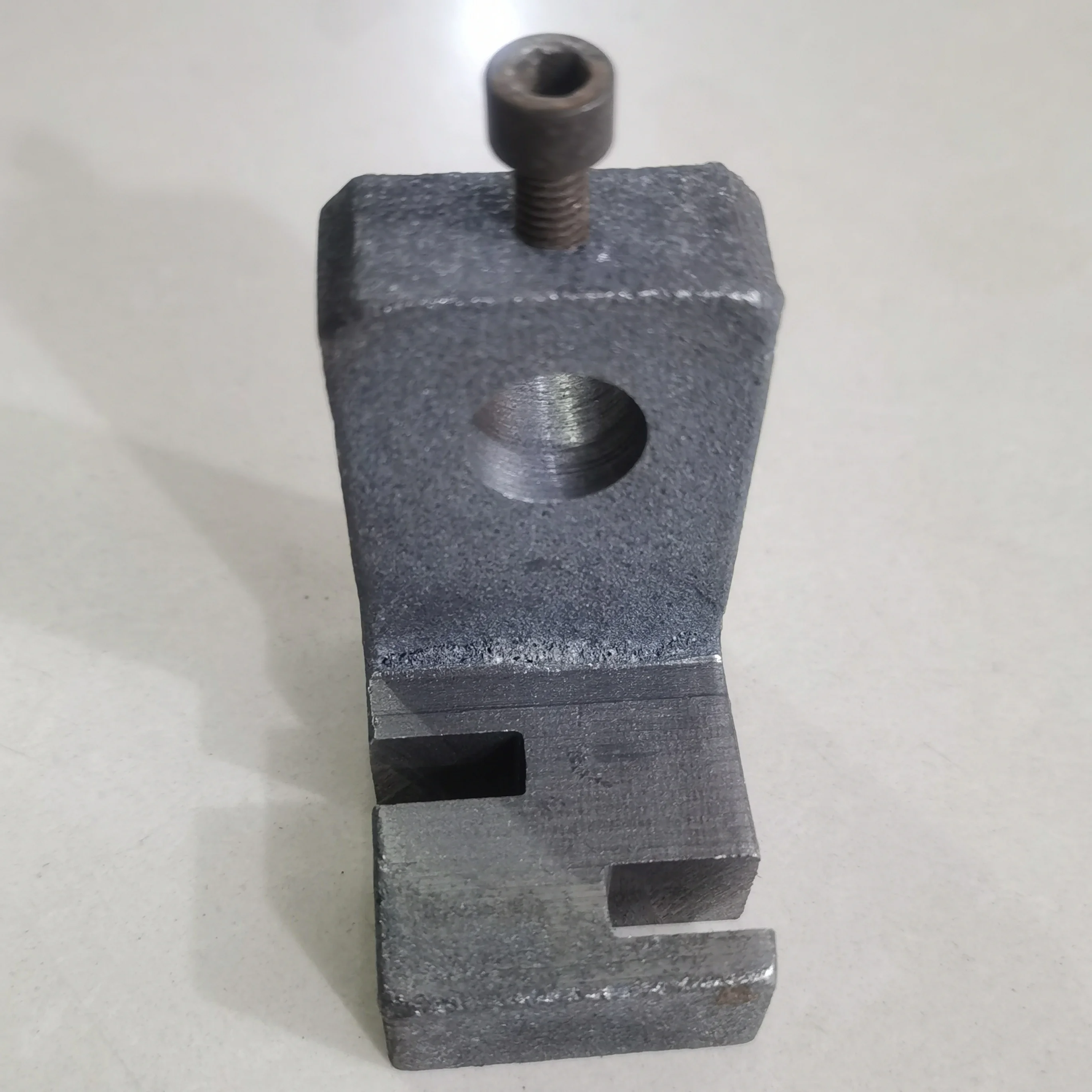 Small chair for single head welding machine