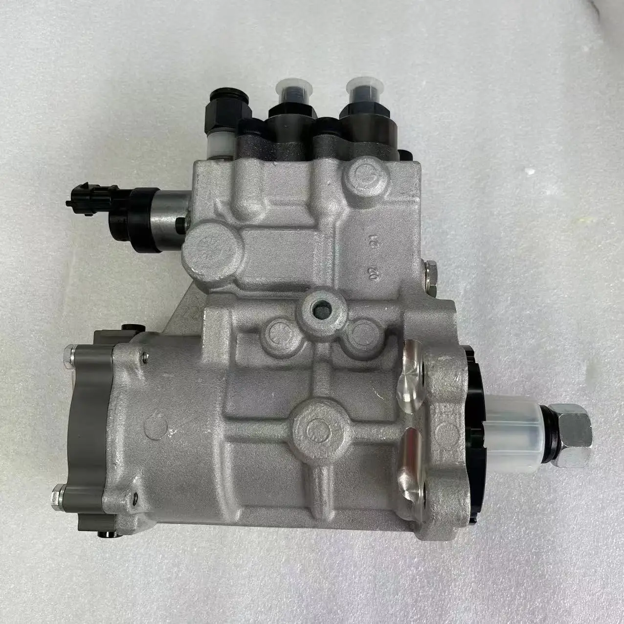 Factory price Original bosh Common Rail Diesel Fuel Injection Pump 0445025630 1000609406 For WEICHAI High Pressure Fuel Pump