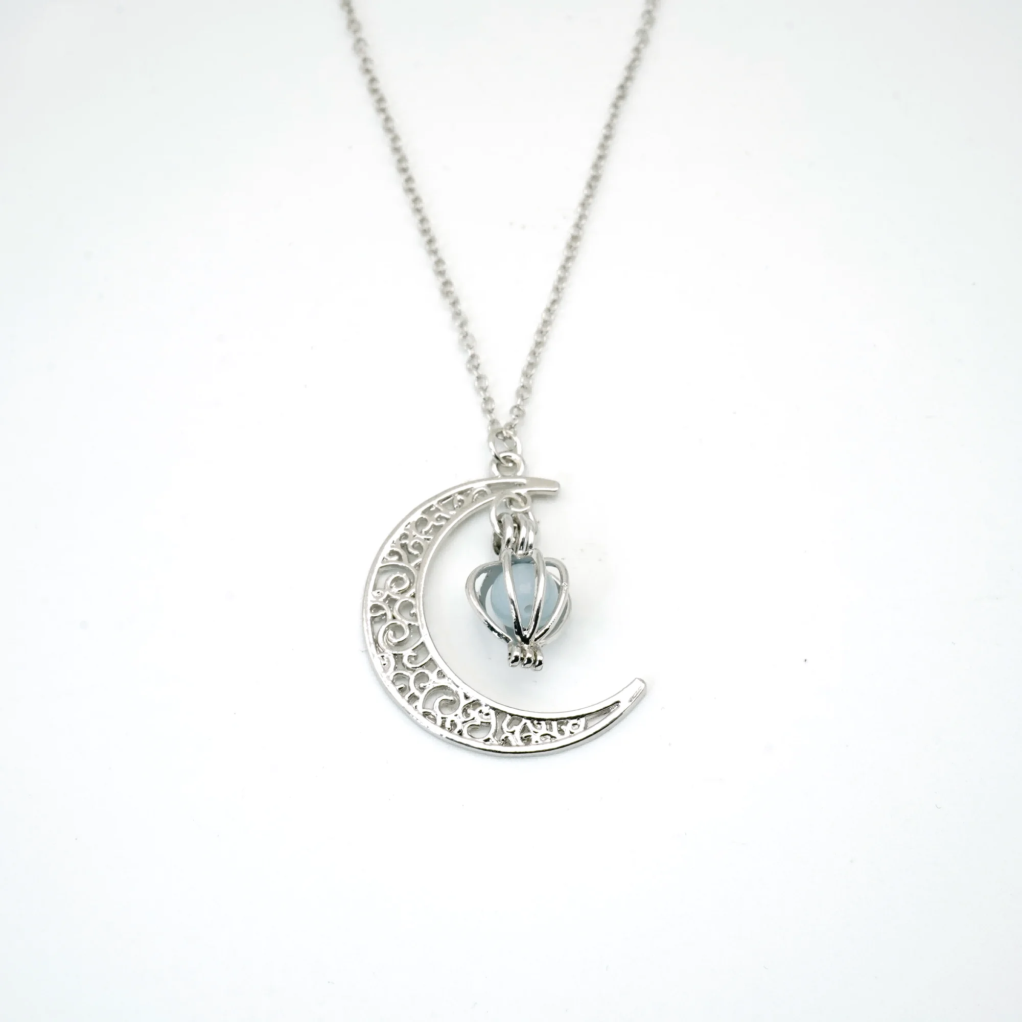 Luxury stainless steel necklace Luminous pumpkin crescent pendant necklace Halloween pendant chain