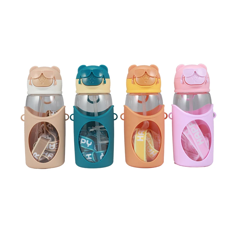 2023 hot sela 580ml Cartoon kids bpa-free plastic water bottle with straw